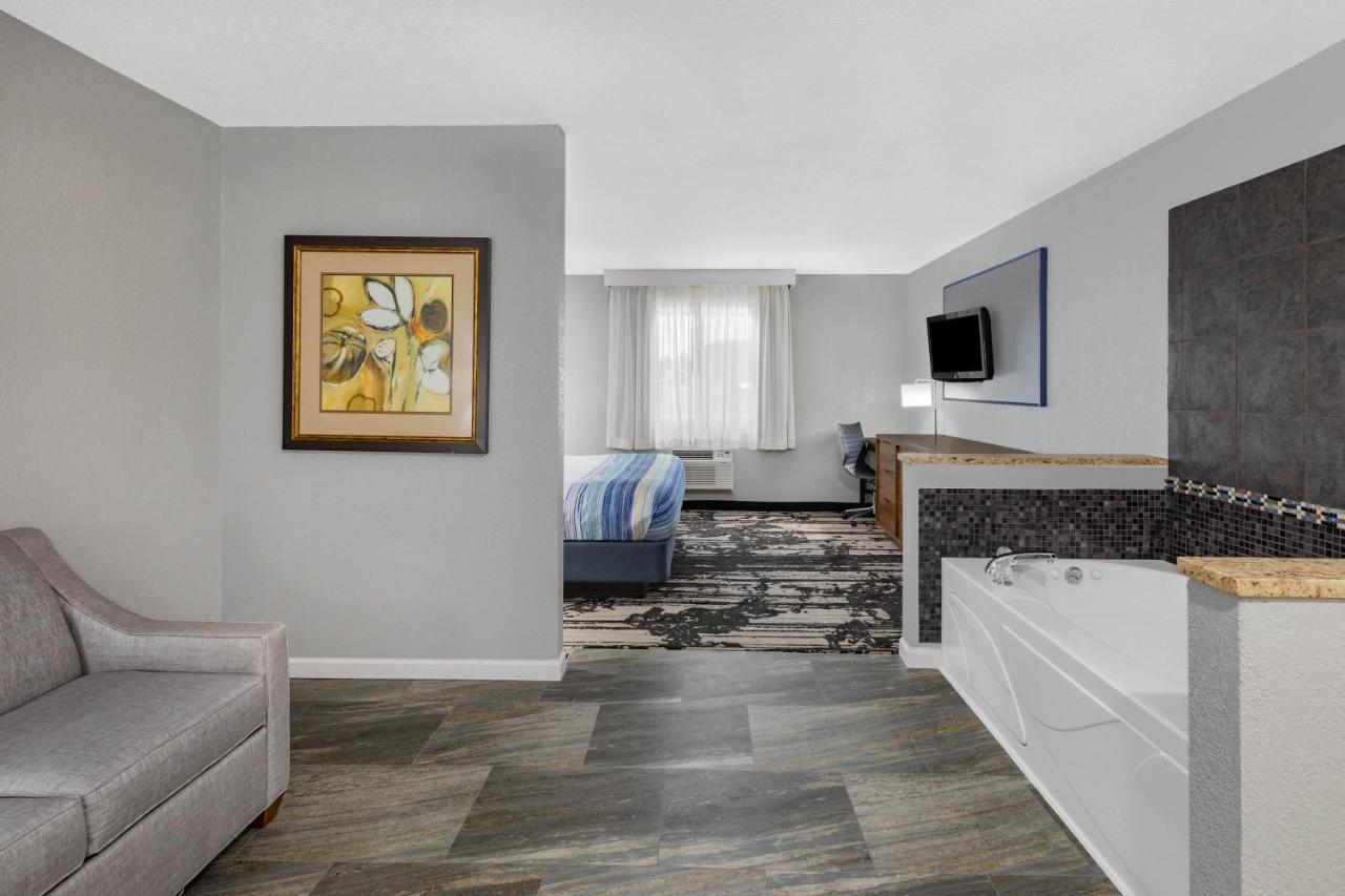 Americinn By Wyndham Pella Exteriér fotografie