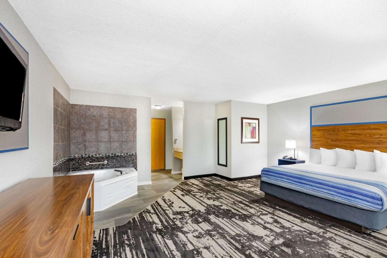 Americinn By Wyndham Pella Exteriér fotografie