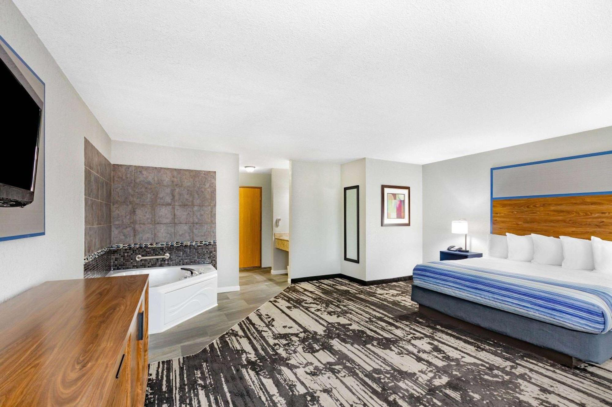 Americinn By Wyndham Pella Exteriér fotografie
